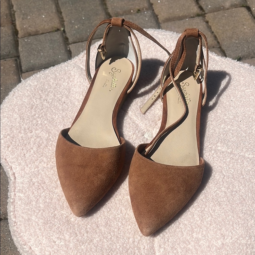Brown Suede Heeled Shoes with Ankle Straps